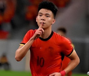 开云手机版-同样是获得单刀球！为何杜月徵能直接冷静破门，王钰栋却错失良机|浙江队|重庆铜梁龙|重庆|韦世豪|中国男足_新浪体育_新浪新闻