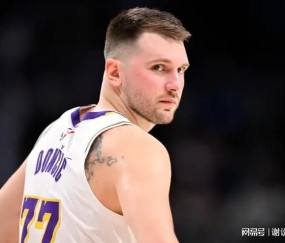 开云APP-湖人主场逆转三喜临门，里夫斯为东詹兜底，新援射手能无缝衔接？