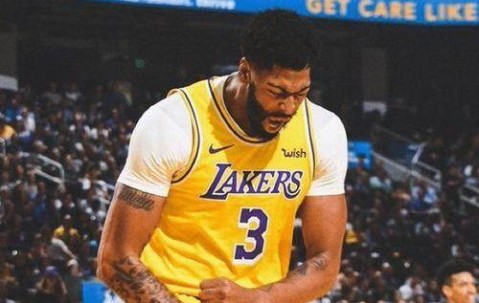 开云官方平台-末节6中1+失误险些葬送好局 戴维斯仍未完全恢复